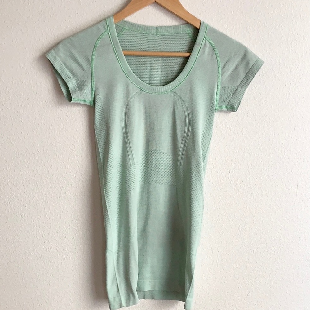 Lululemon Swiftly Tech Short Sleeve Top